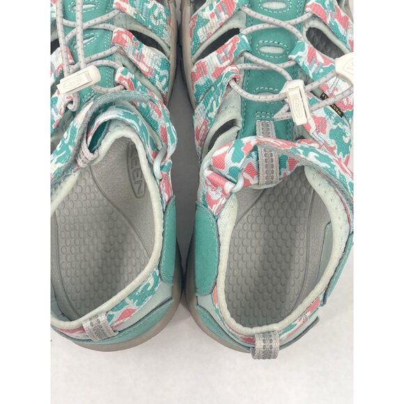 KEEN Teal Camo Waterproof Hiking Sandals Kid’s US 5 - Picture 3 of 7